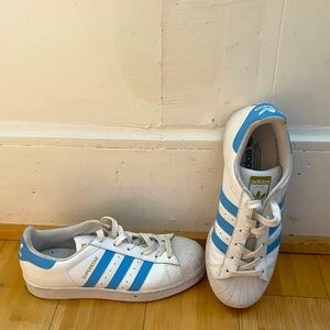 Adidas women’s White and Blue Sneakers
